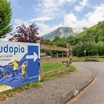 Au Nid Du Gypaete Oiseau Local شقة