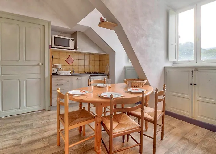 Lägenhet Au Nid Du Gypaete Oiseau Local *